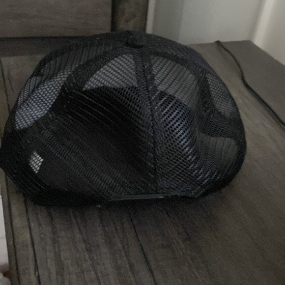 Clsc snapback - Picture 3 of 4